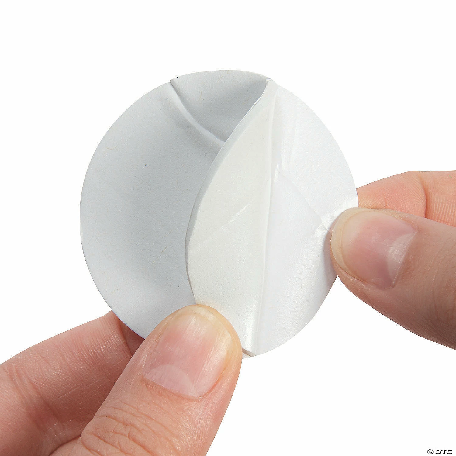 Best reviews of 😀 Valentine’s Day Tissue Paper Rose Card Craft Kit - Makes 12 😉 - Image 3